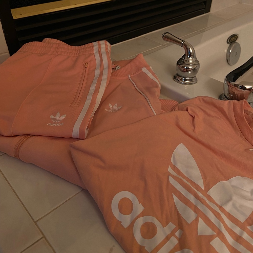 Adidas matching tracksuit